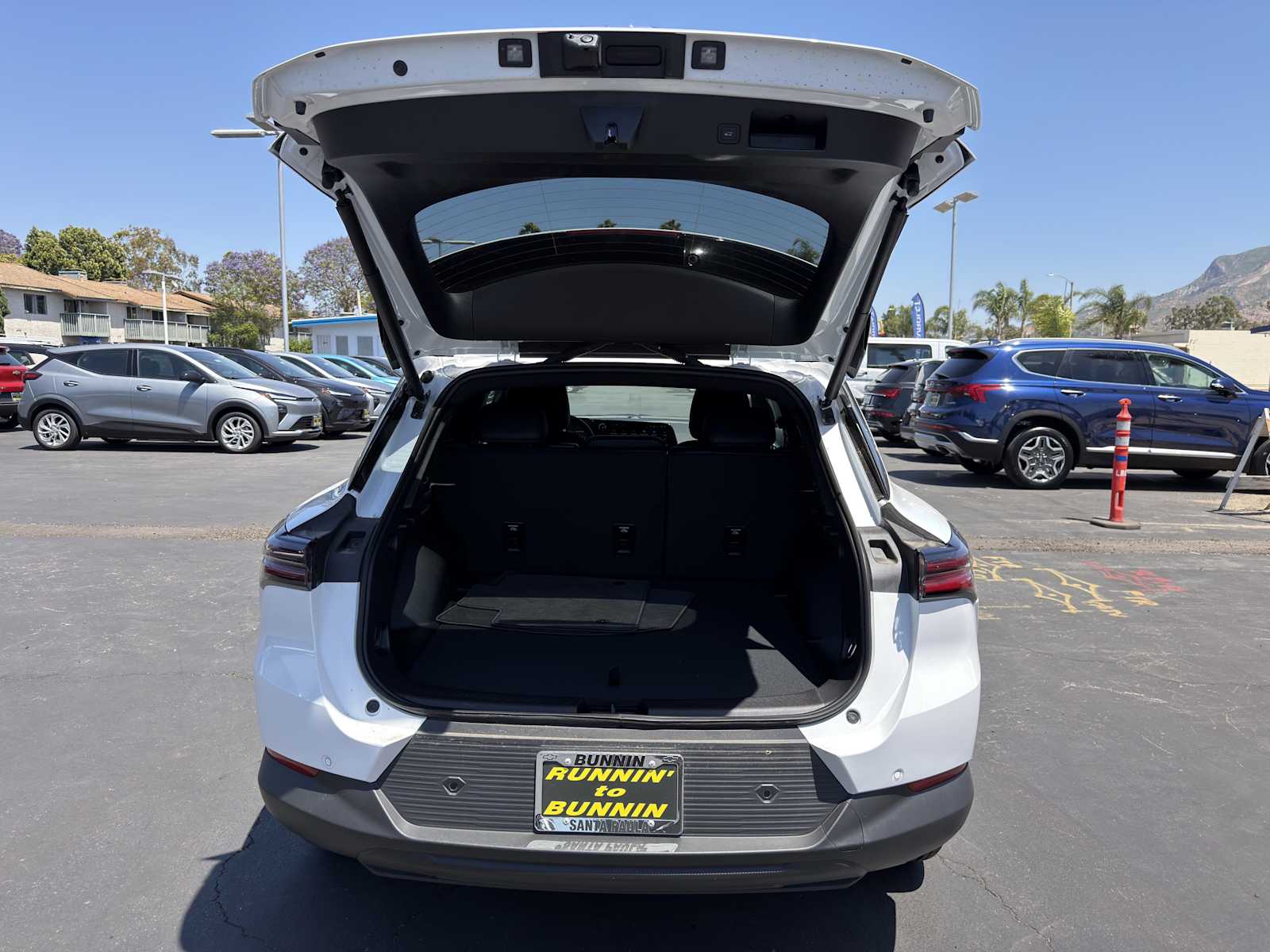 2026 Chevrolet Equinox EV 2LT - Photo 14