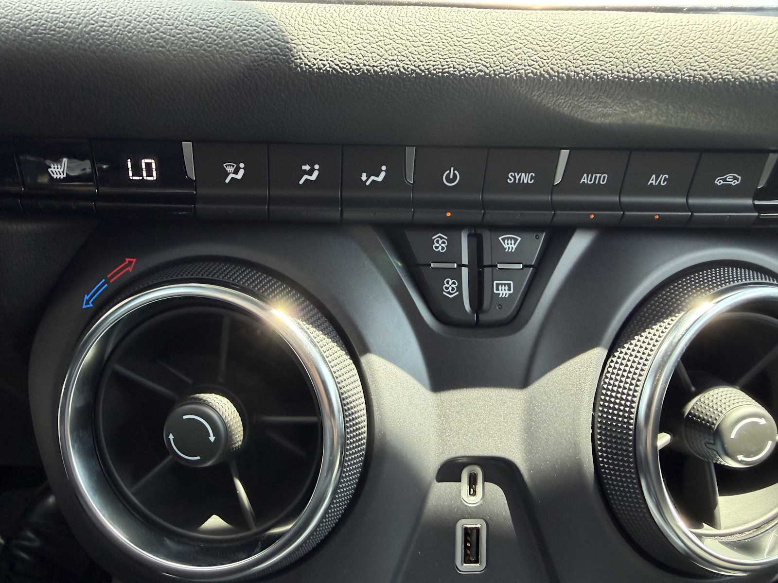 2025 Chevrolet Blazer 2LT - Photo 37