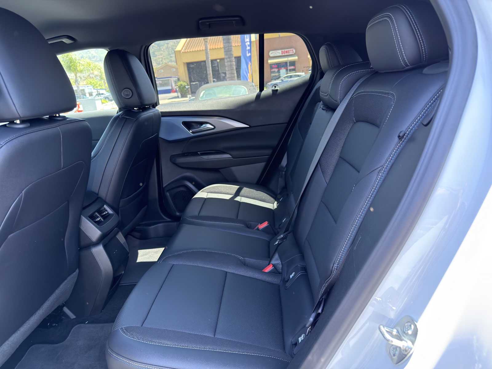 2026 Chevrolet Equinox EV 2LT - Photo 17