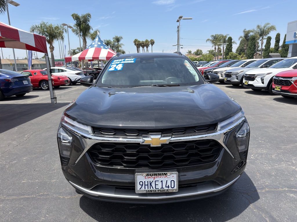 Used 2024 Chevrolet Trax LT SUV