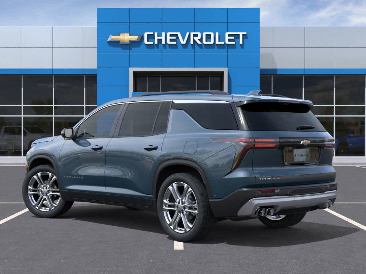 2025 Chevrolet Traverse photo 2