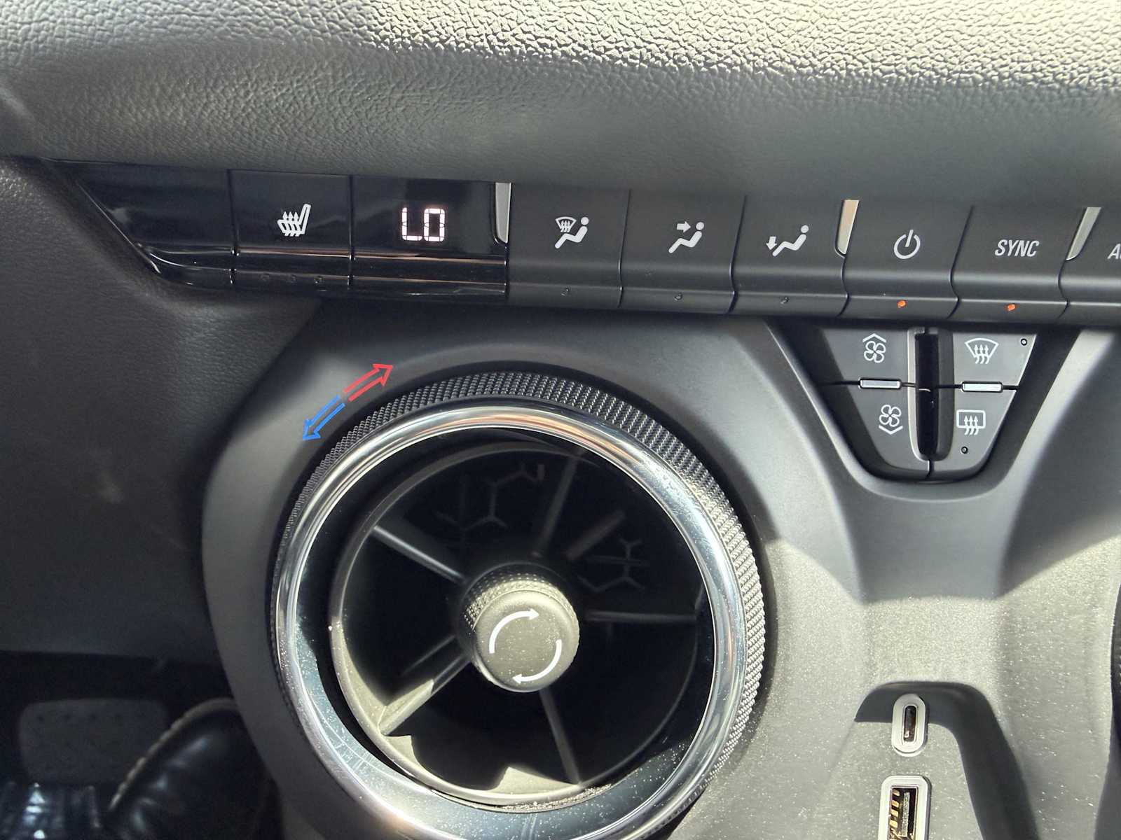 2025 Chevrolet Blazer 2LT - Photo 35