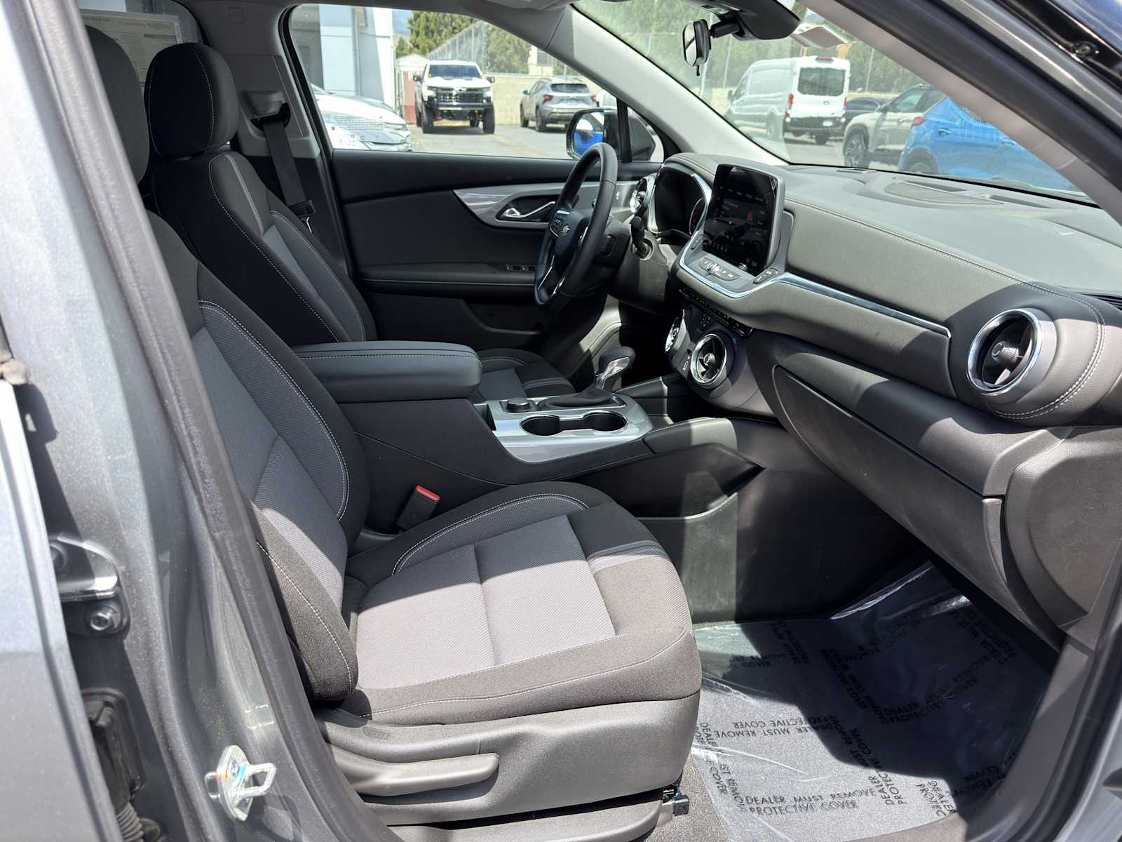 2025 Chevrolet Blazer 2LT - Photo 10