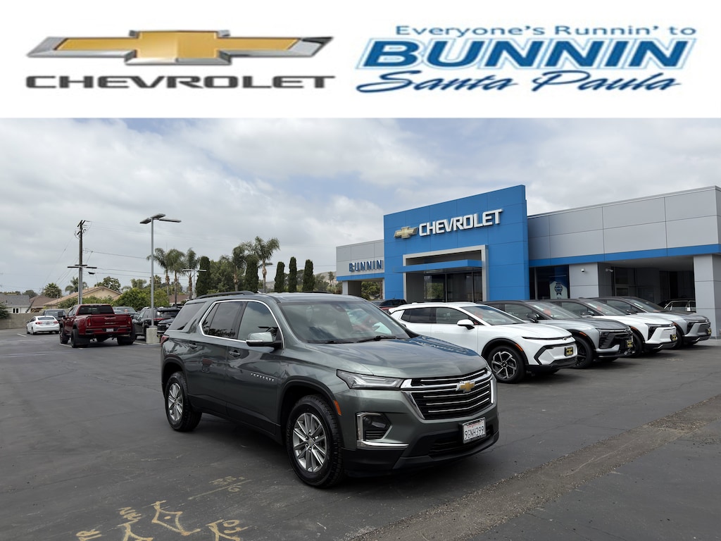 Used 2023 Chevrolet Traverse LT Cloth SUV