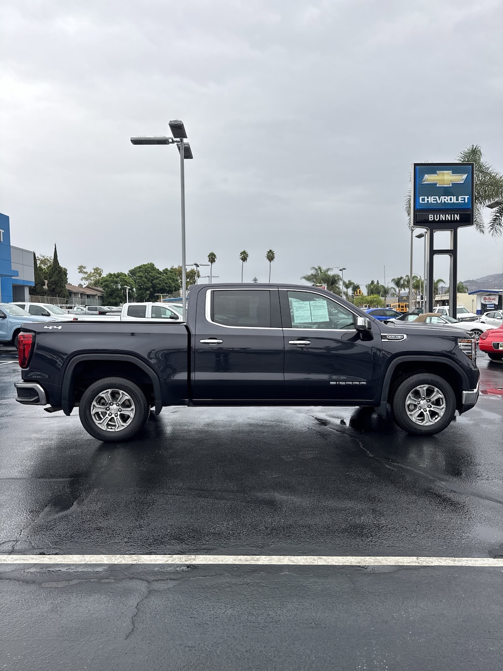 Used 2024 GMC Sierra 1500 SLT Truck