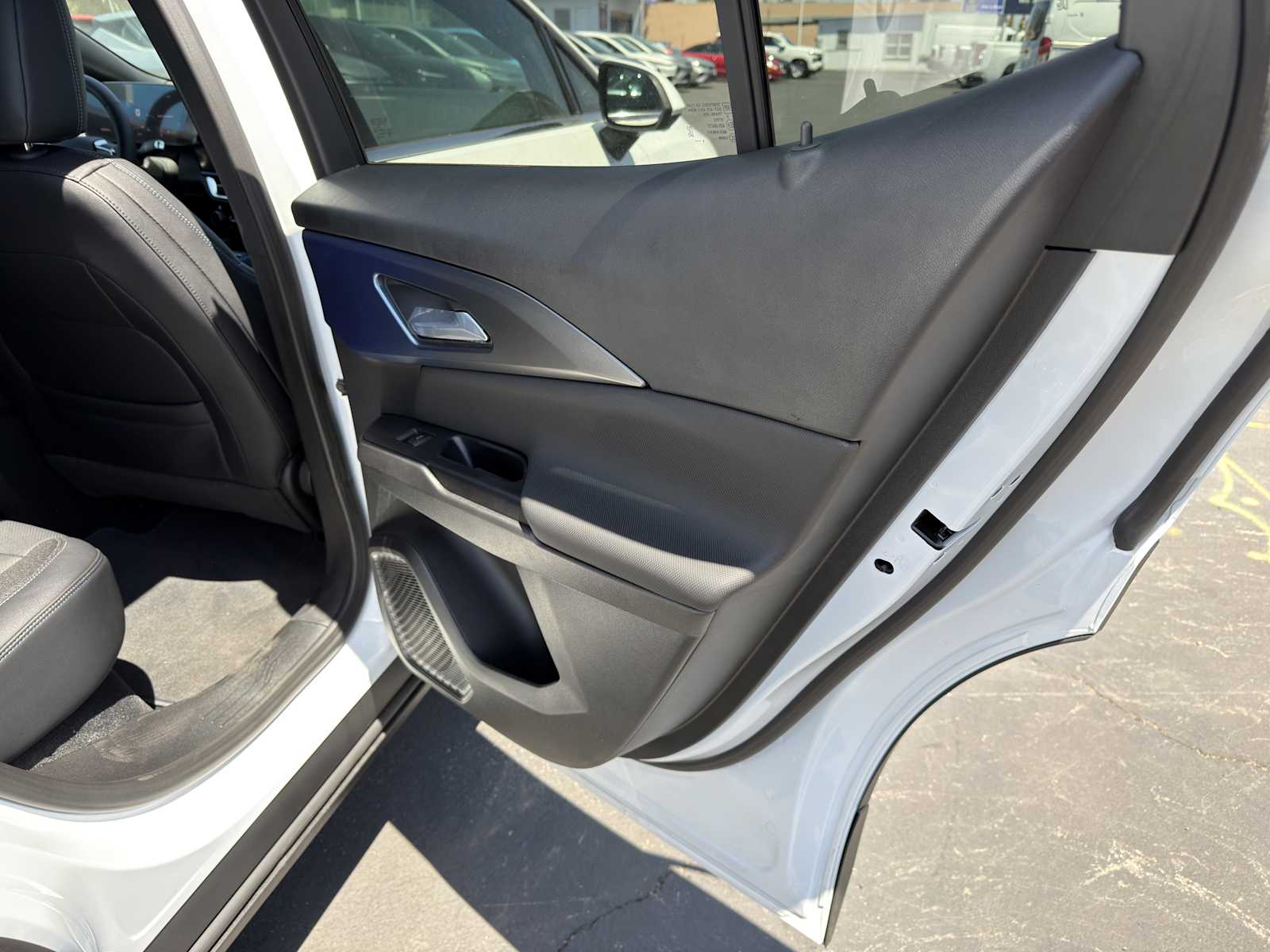2026 Chevrolet Equinox EV 2LT - Photo 13