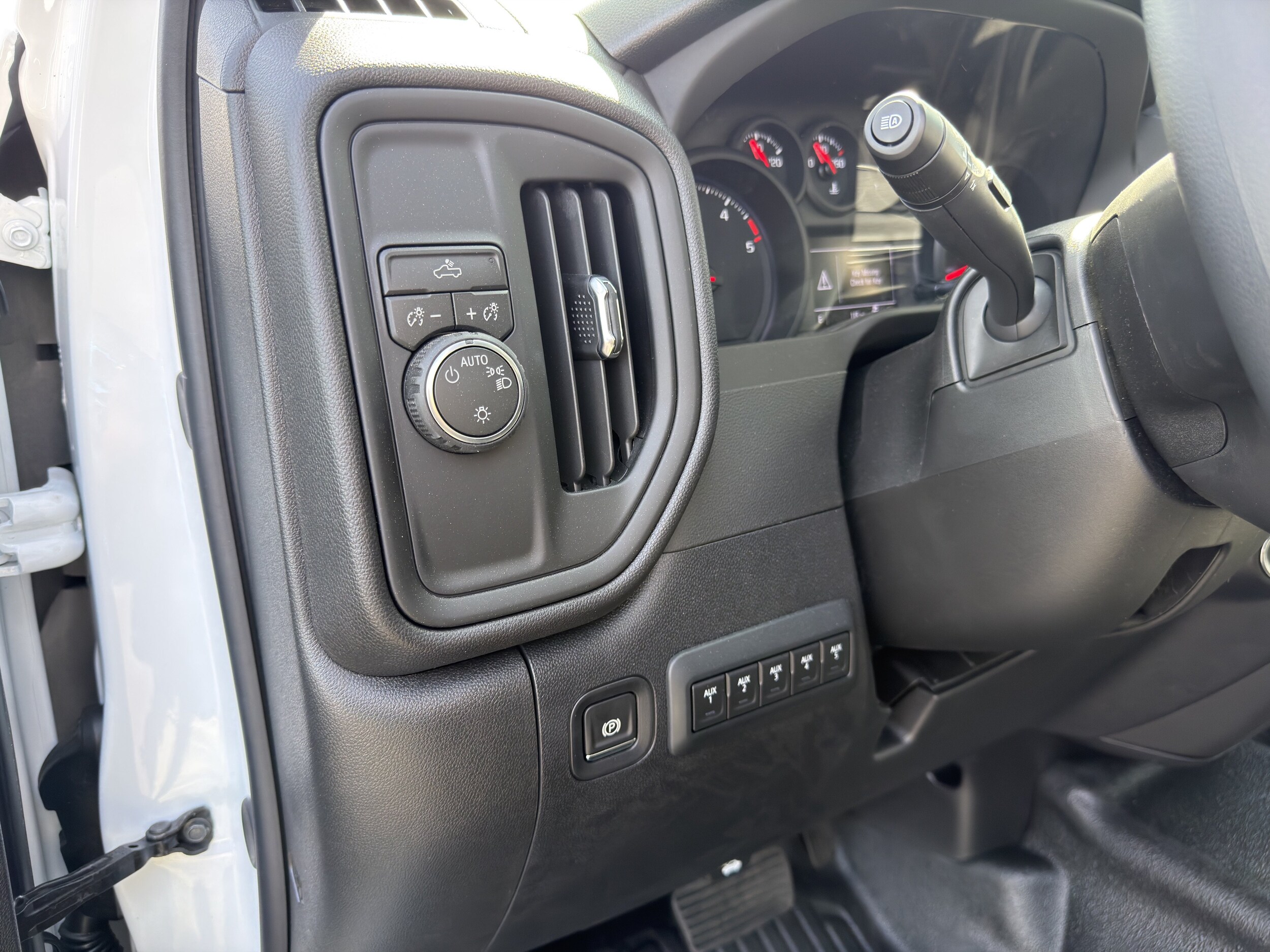2026 Chevrolet Silverado 3500 HD Work Truck - Photo 27