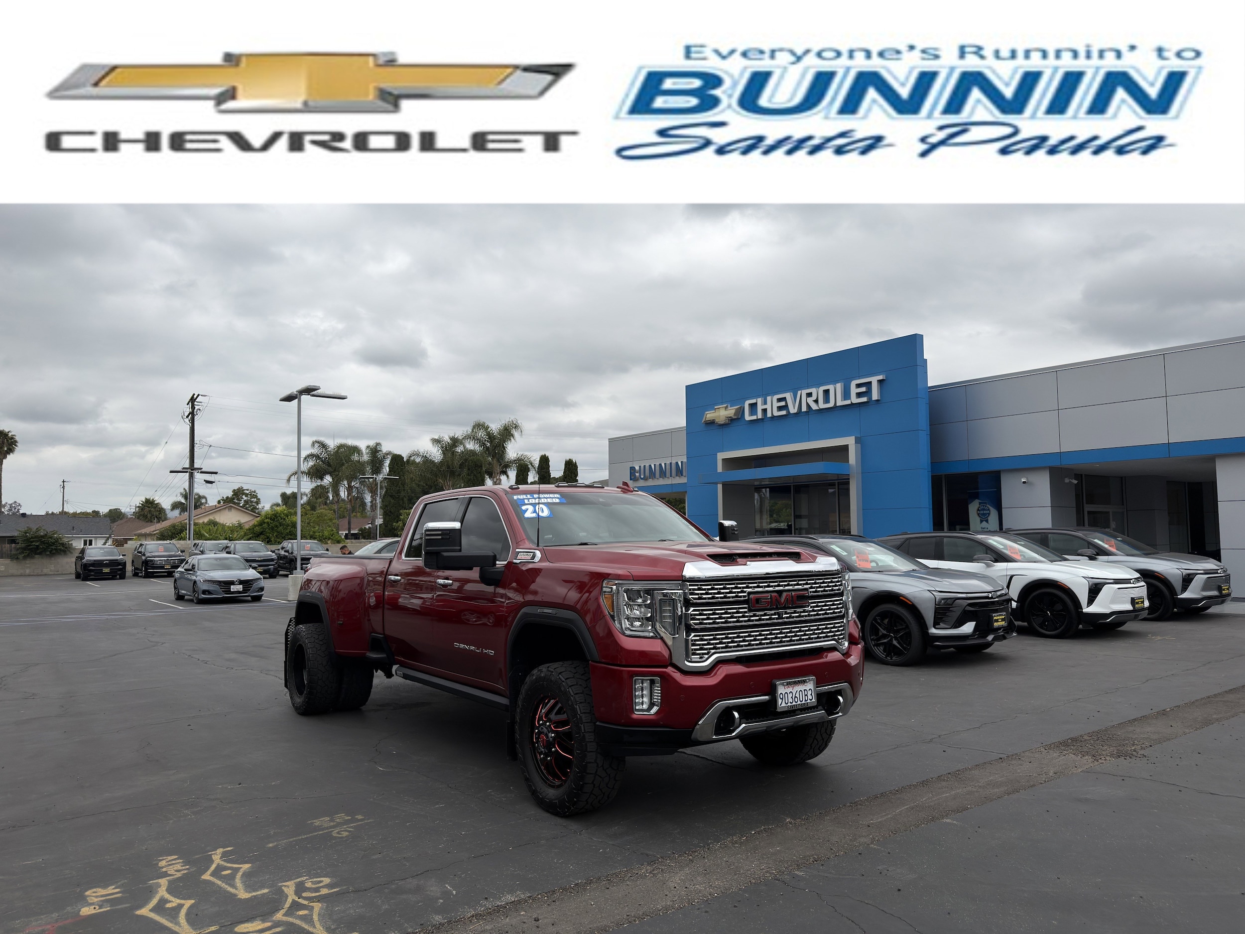 2020 GMC Sierra 4WD Crew Cab Long Box DRW Denali's photo
