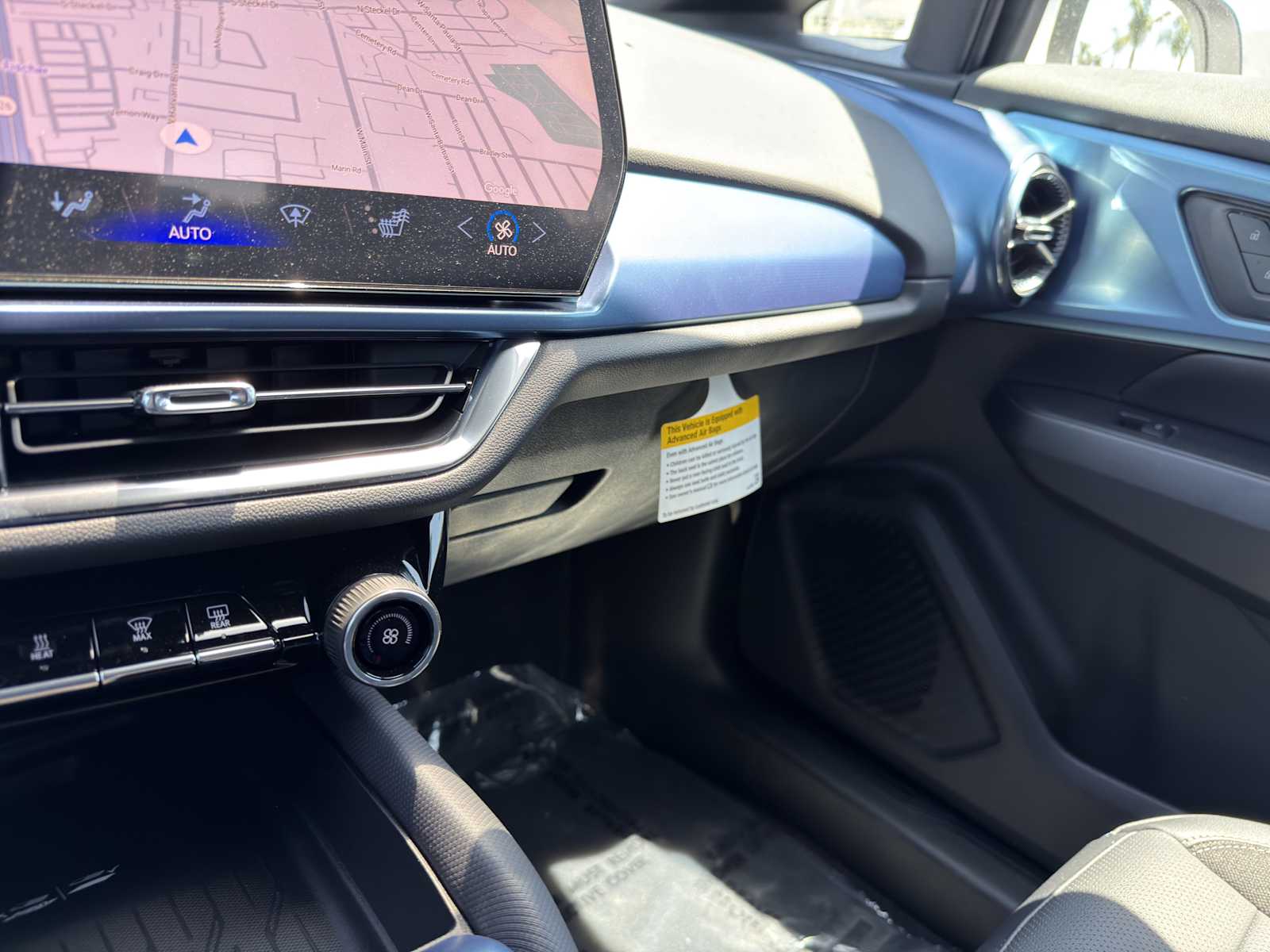 2026 Chevrolet Equinox EV 2LT - Photo 35