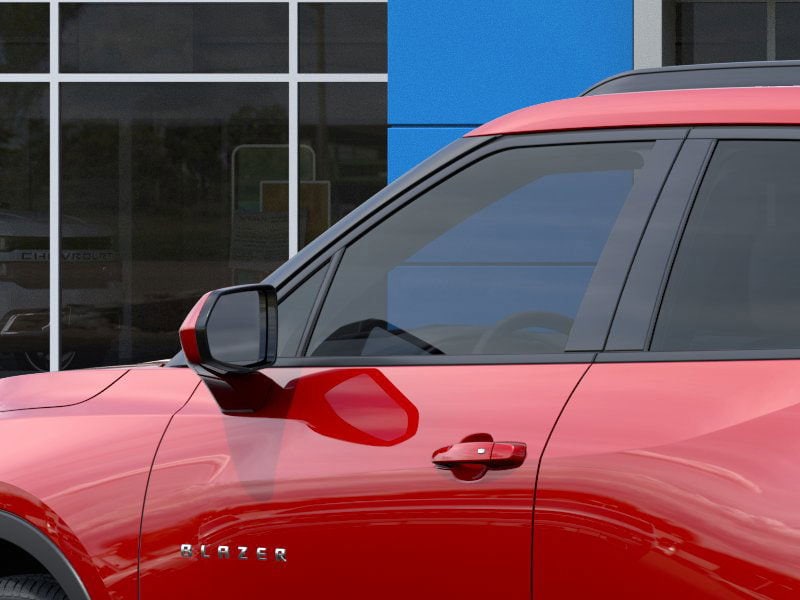 2025 Chevrolet Blazer 2LT - Photo 12