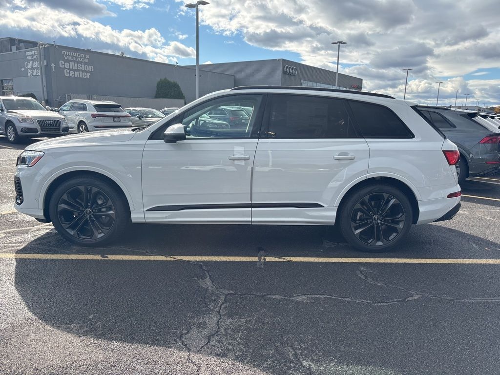 New 2025 Audi Q7 55 Premium Plus SUV