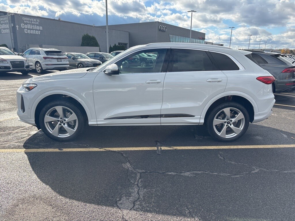 2025 Audi Q5 2.0T Premium Plus photo 4