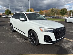 2025 Audi Q7 55 Premium Plus SUV