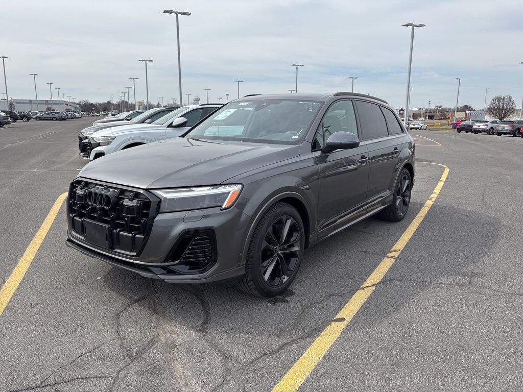 New 2026 Audi Q7 55 Premium Plus SUV