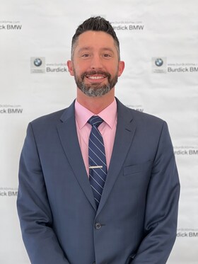 Staff member Joe Iannotta from ID_108fcb0b5738