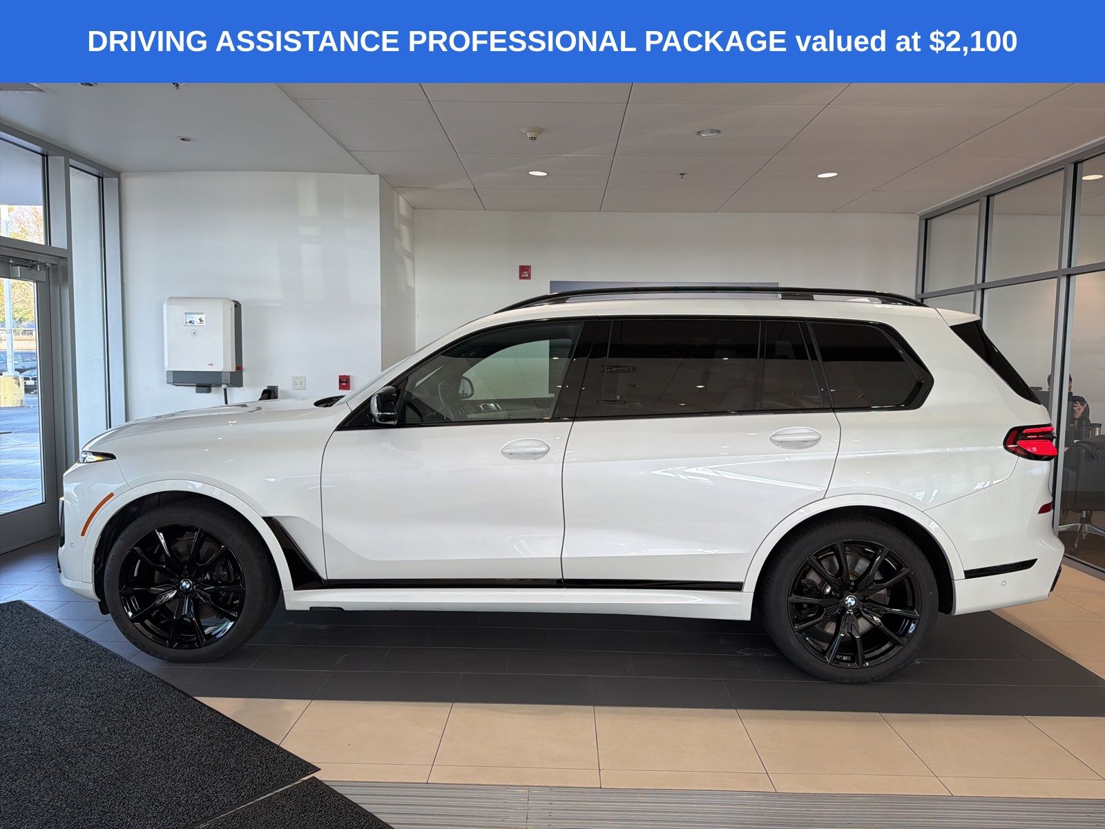 2024 Bmw X7 M60i photo 3