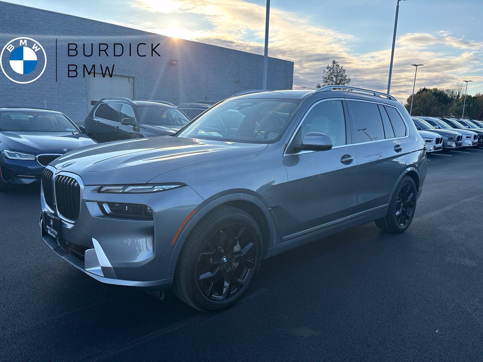 2025 BMW X7
