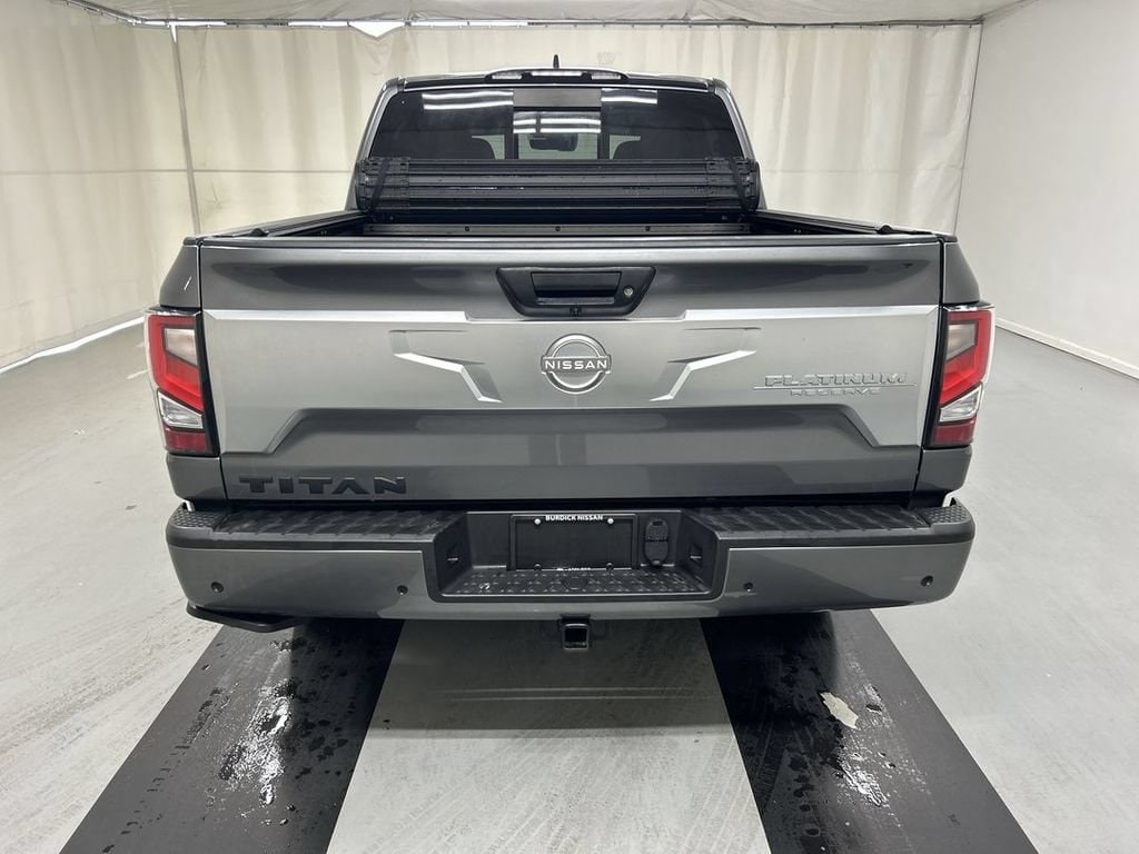 2023 Nissan Titan Platinum Reserve - Photo 6