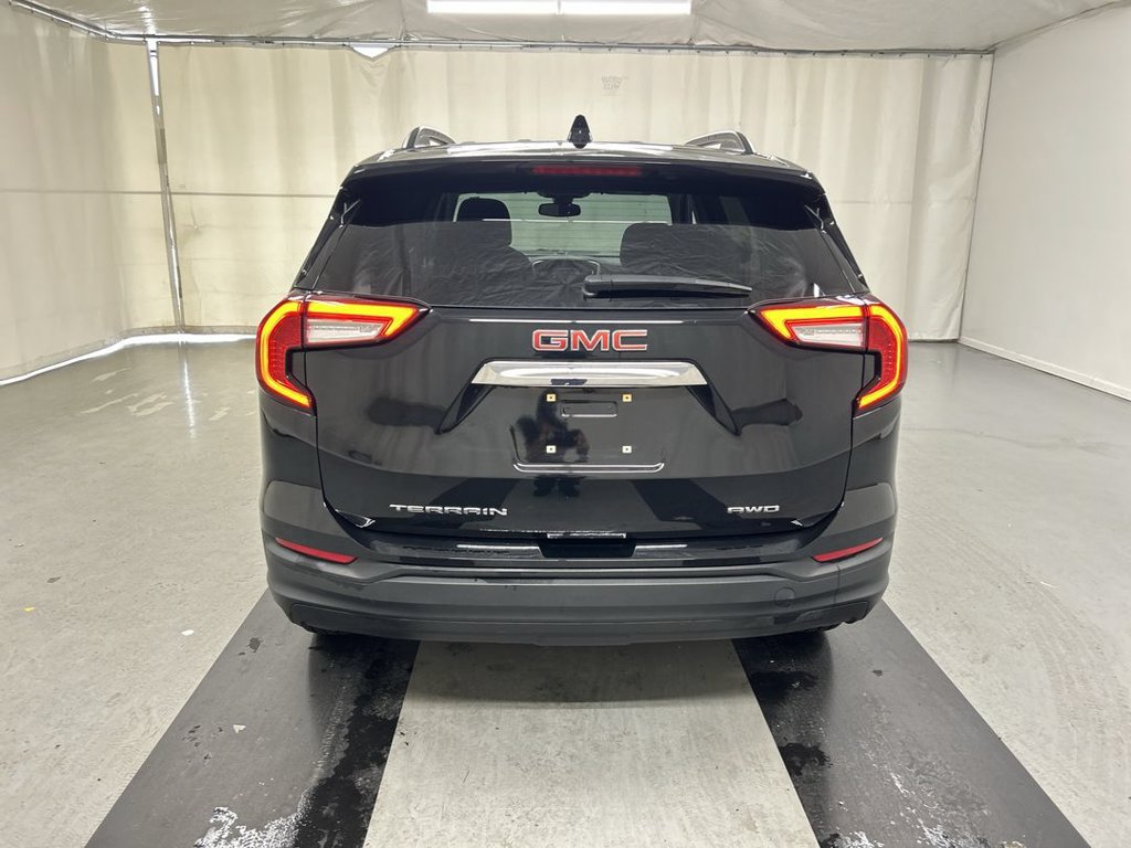 2023 GMC Terrain SLE - Photo 20