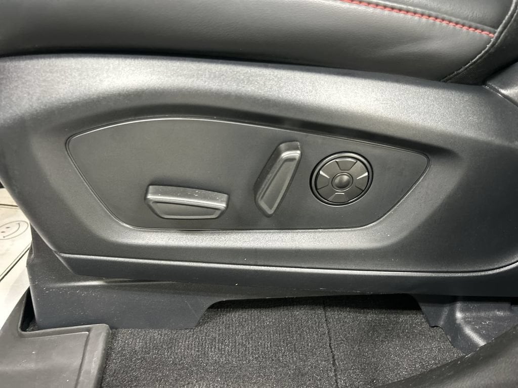 2025 Ford Explorer ST - Photo 10