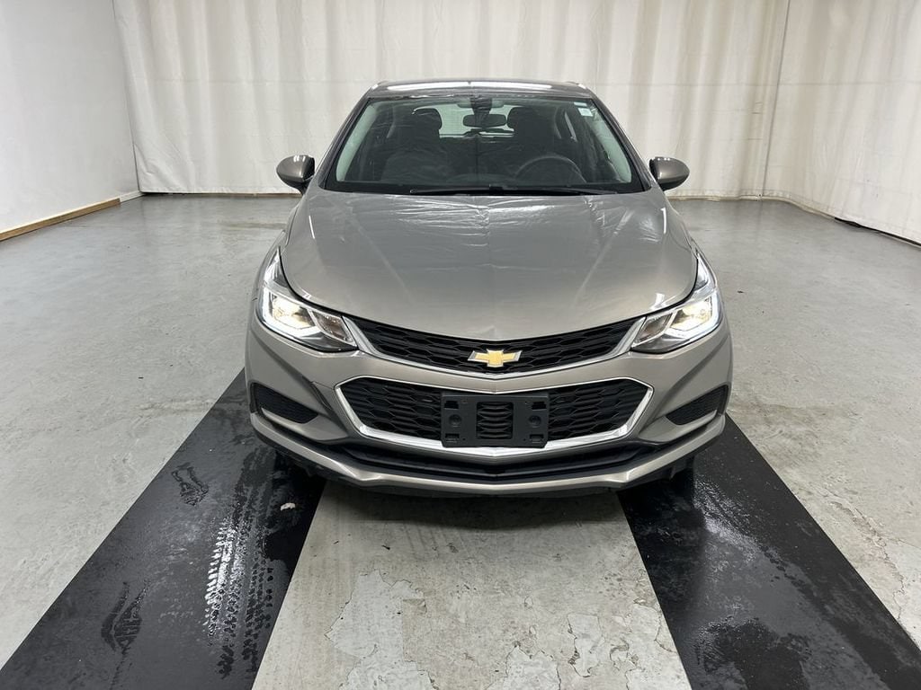 Used 2017 Chevrolet Cruze LT Car
