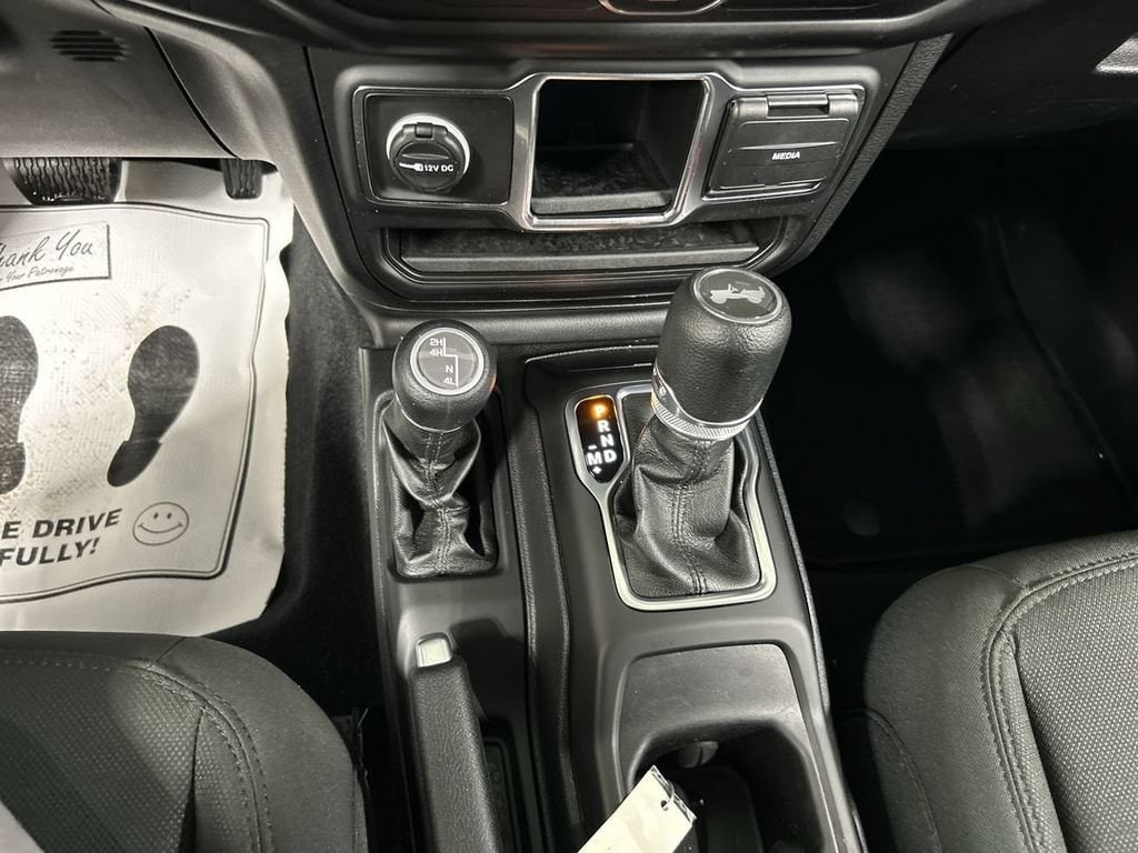 2021 Jeep Wrangler Sport - Photo 17