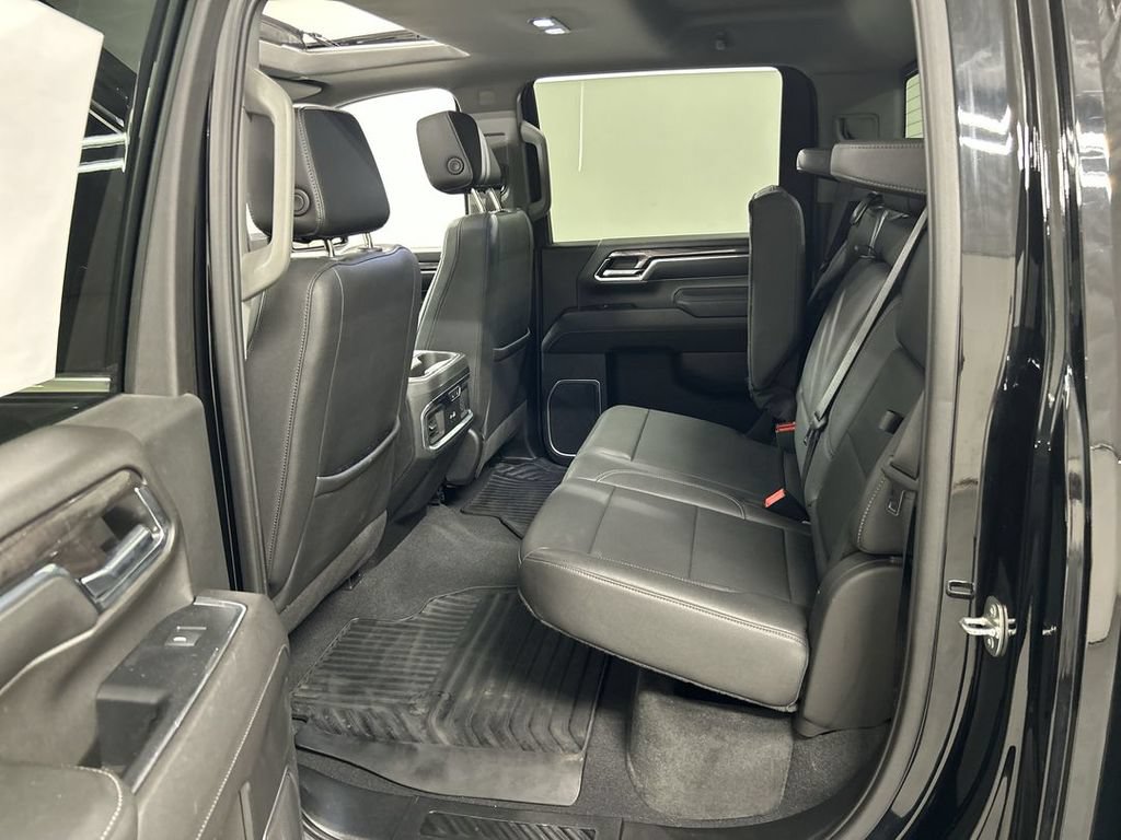 2024 Chevrolet Silverado 3500HD LTZ - Photo 20