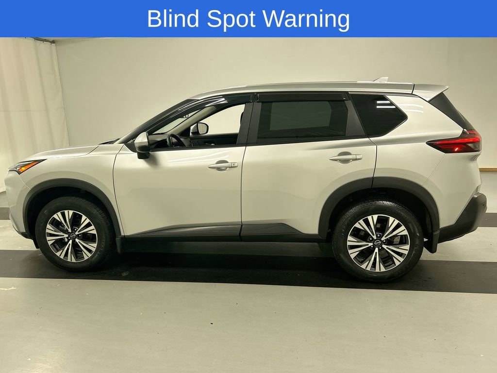 2023 Nissan Rogue SV - Photo 6