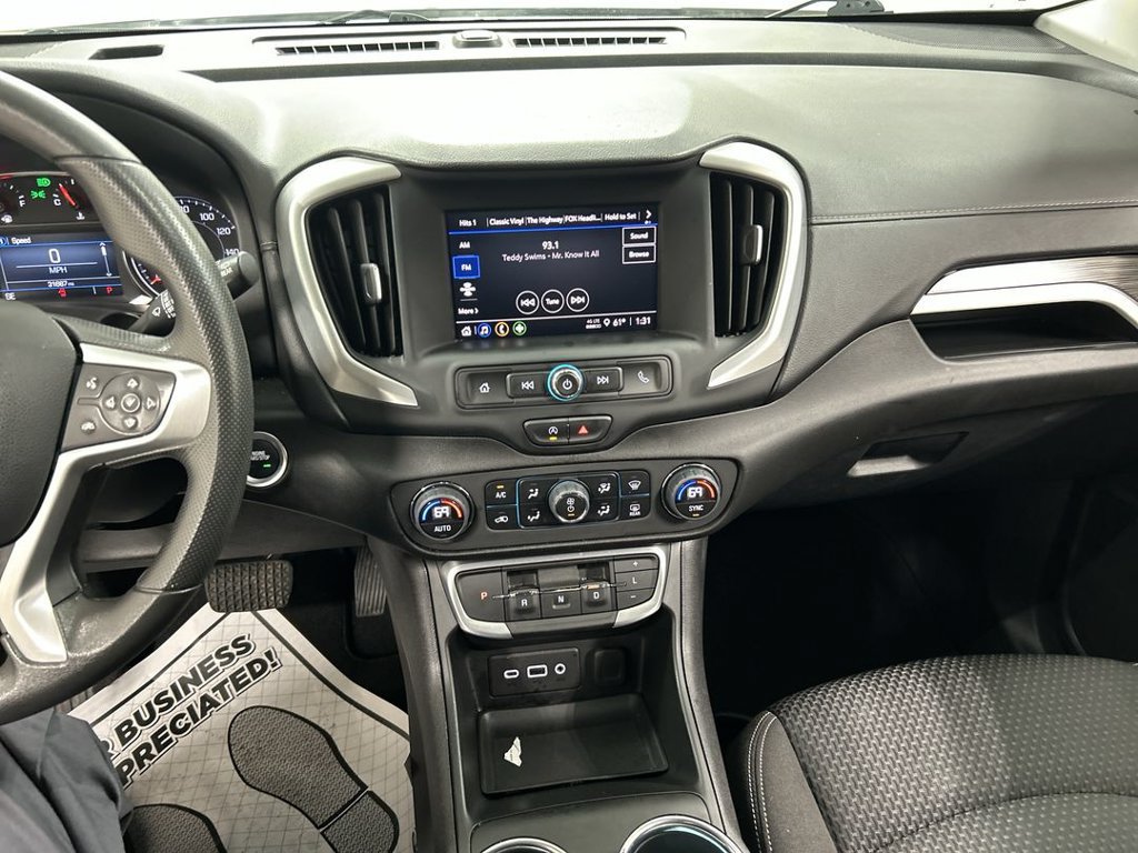 2023 GMC Terrain SLE - Photo 18