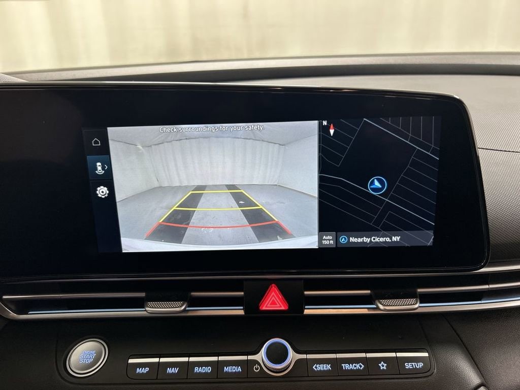 2024 Hyundai Elantra SEL - Photo 15
