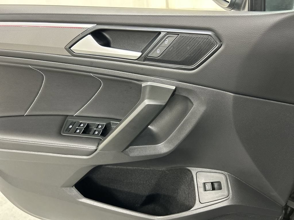 2024 Volkswagen Tiguan SE R-LINE BLACK - Photo 11