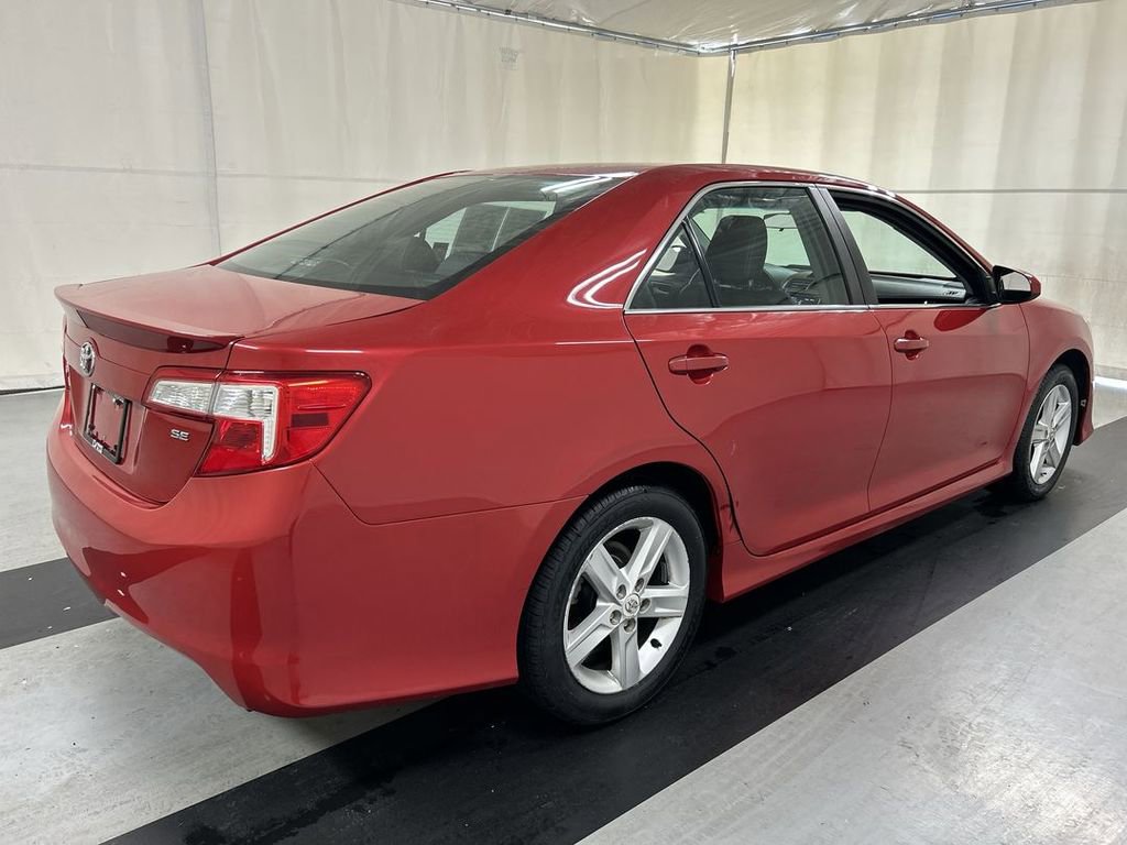 Used 2013 Toyota Camry SE with VIN 4T1BF1FK4DU644116 for sale in Cicero, NY