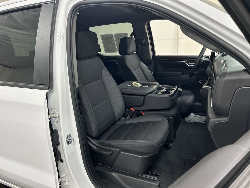 2023 Chevrolet Silverado 1500 LT - Photo 22