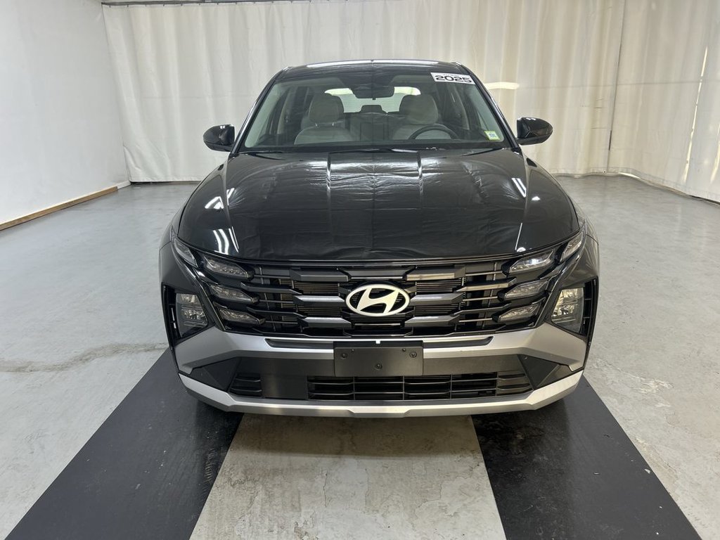 Used 2025 Hyundai Tucson SE