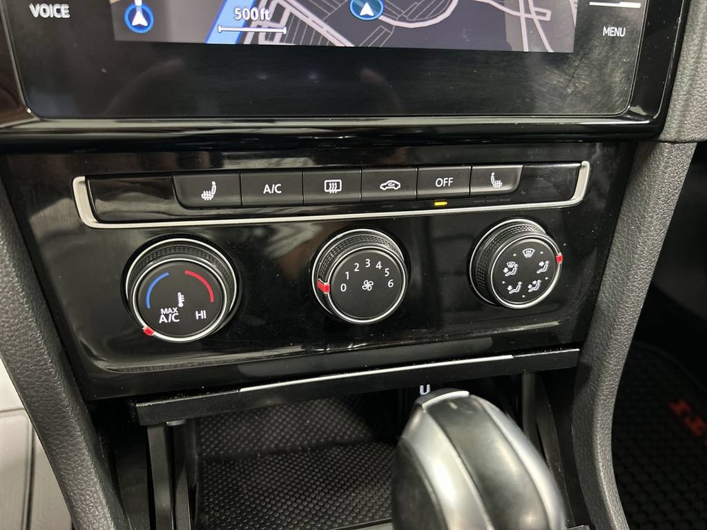 2021 Volkswagen Golf GTI SE - Photo 16