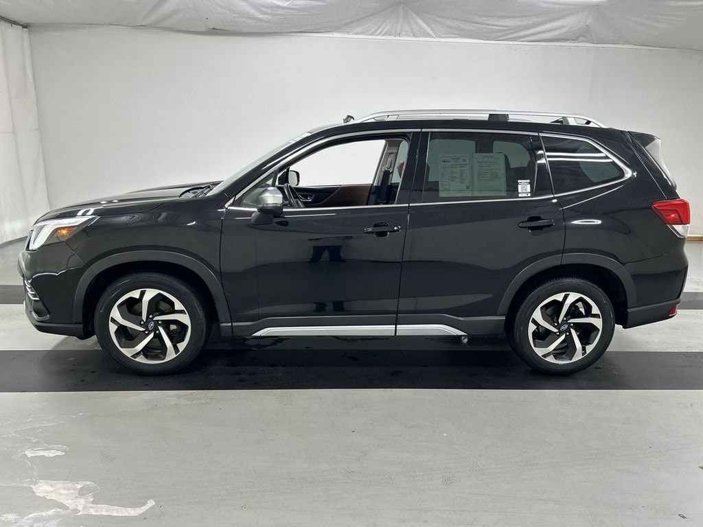 2023 Subaru Forester Touring - Photo 6