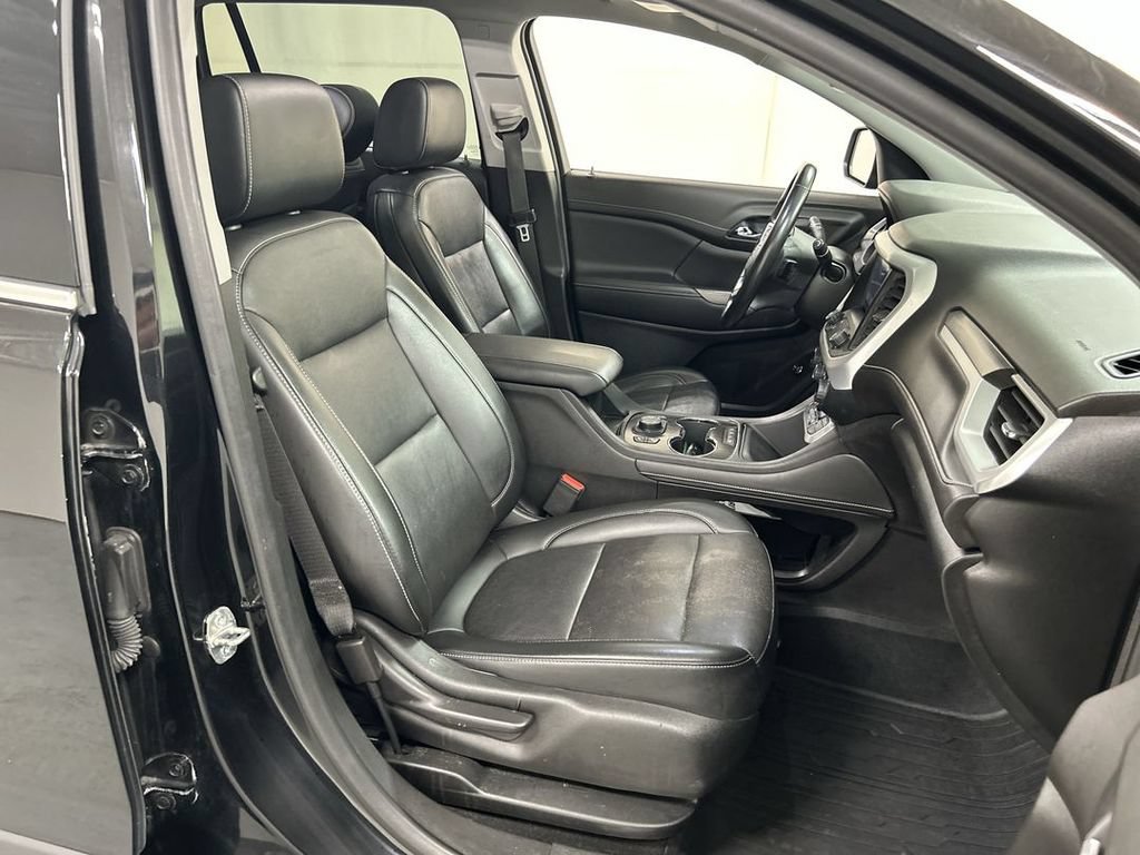 2021 GMC Acadia SLT - Photo 24
