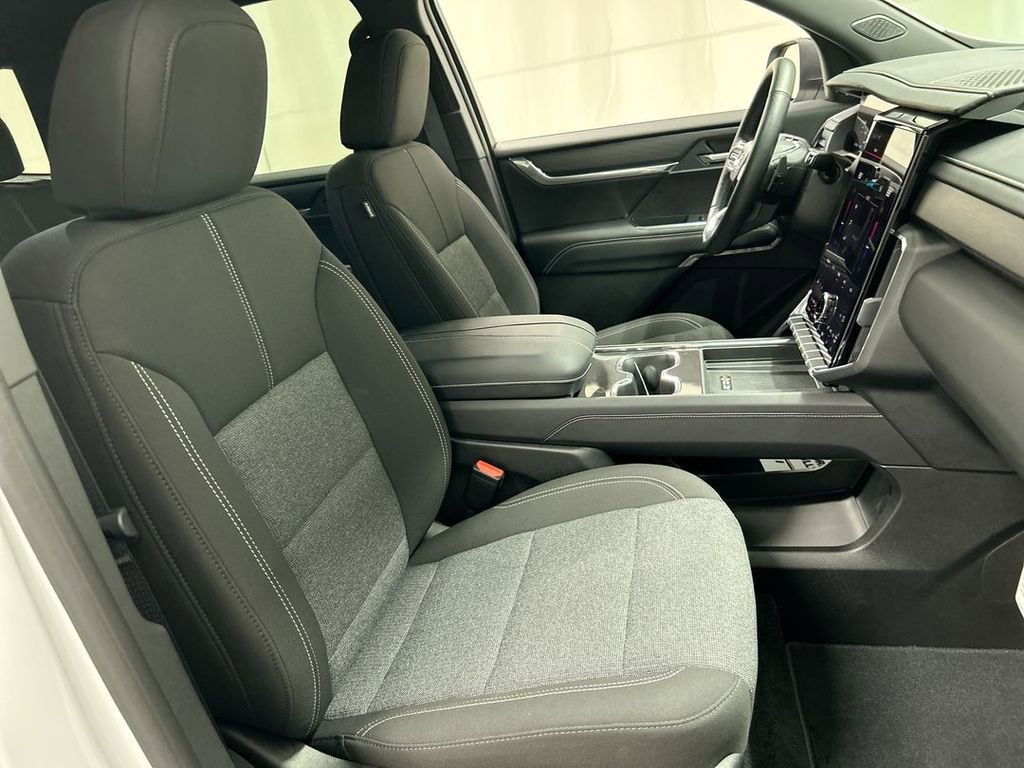 2025 GMC Acadia Elevation - Photo 23