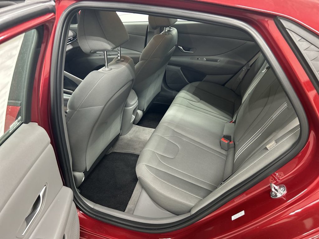 2024 Hyundai Elantra SEL - Photo 19