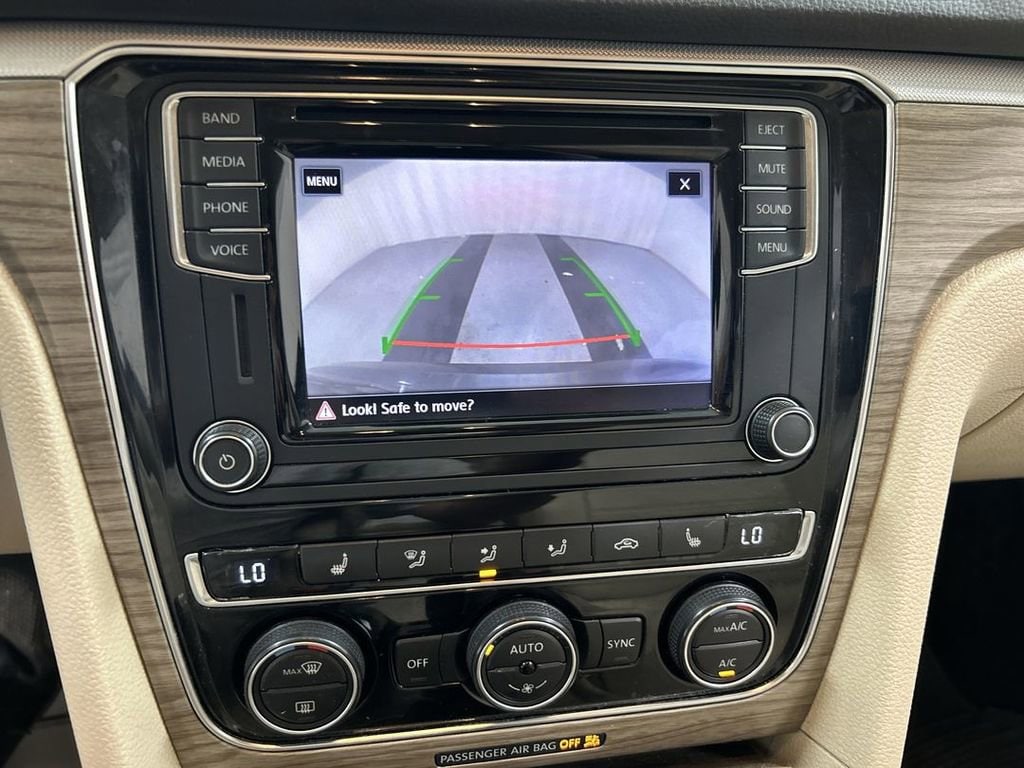 2017 Volkswagen Passat SE - Photo 15