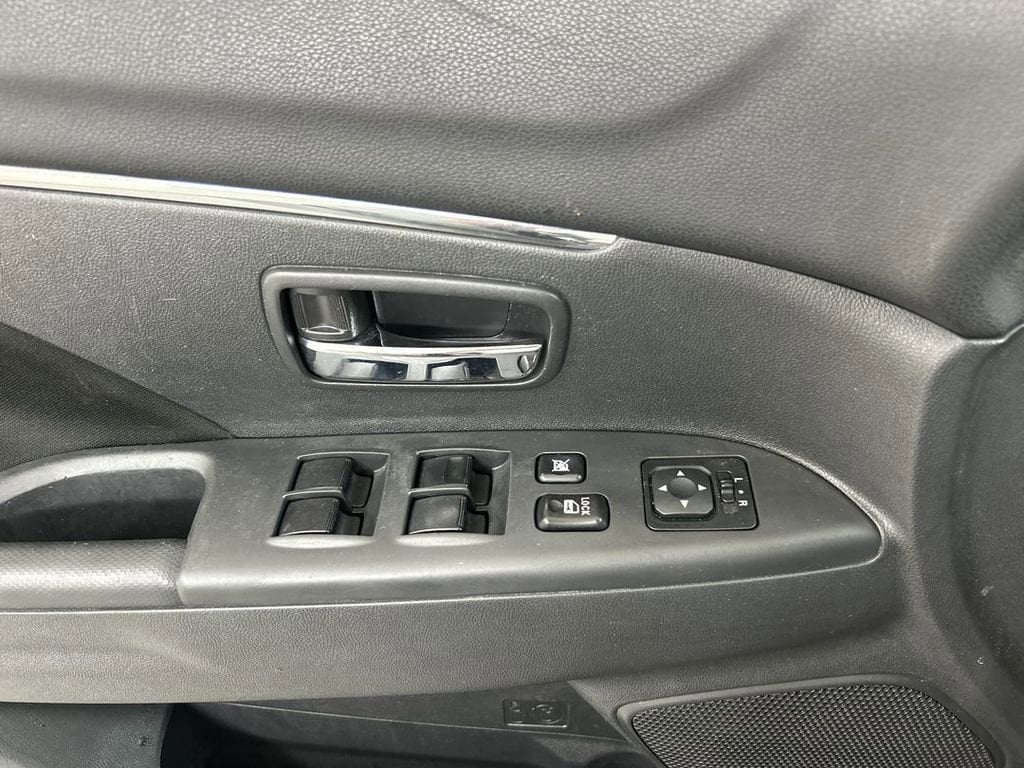 2023 Mitsubishi Outlander Sport LE - Photo 11