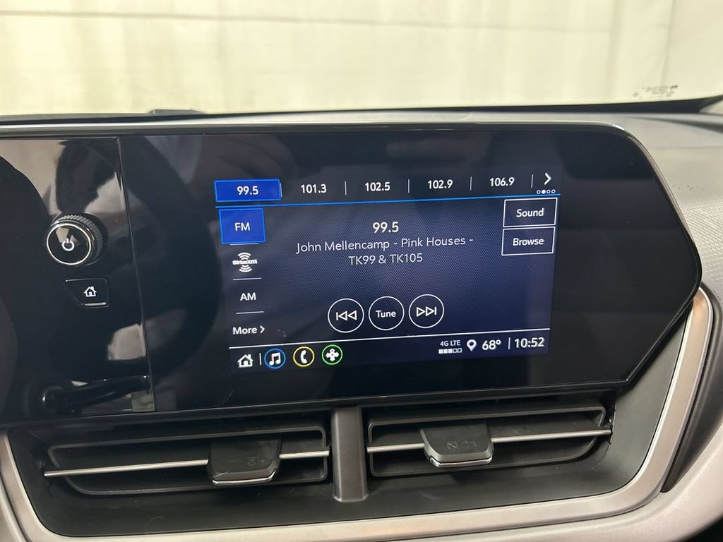 2024 Chevrolet Trax LS - Photo 14