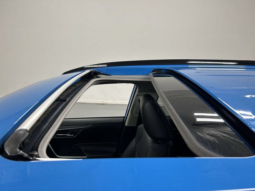 2019 Toyota RAV4 XLE Premium - Photo 18