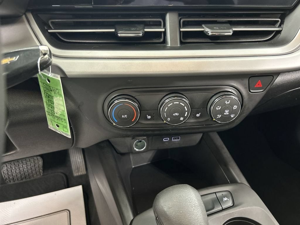 2024 Chevrolet Trax LS - Photo 16
