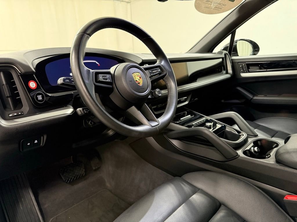 Used 2024 Porsche Cayenne AN SUV