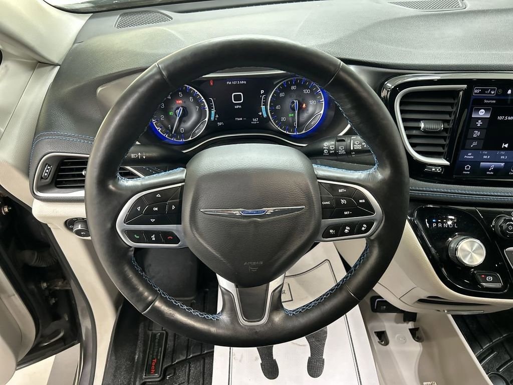 Used 2021 Chrysler Pacifica Touring L AWD Minivan