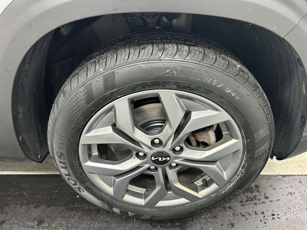 2024 Kia Seltos LX - Photo 8