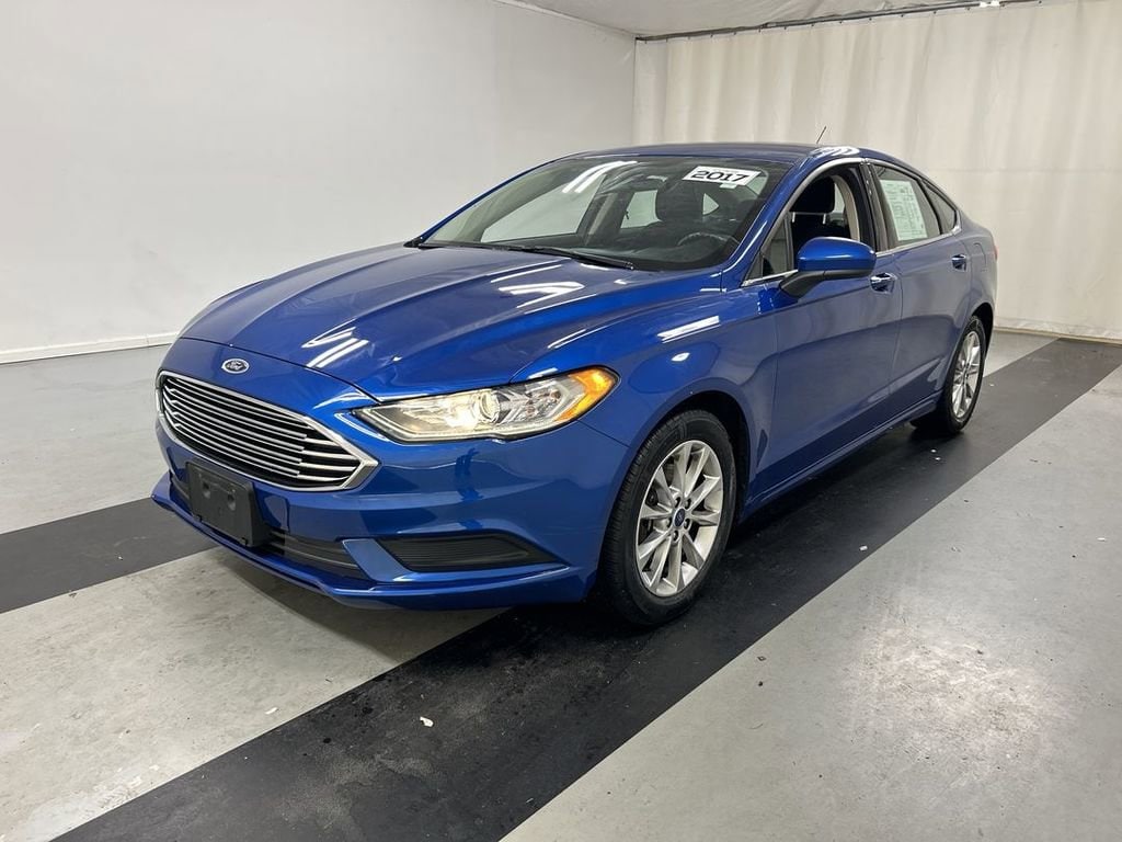 Used 2017 Ford Fusion SE Sedan