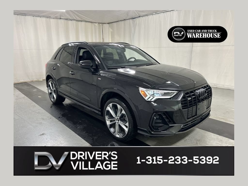 2022 Audi Q3 45 TFSI S Line Premium Plus quattro's photo