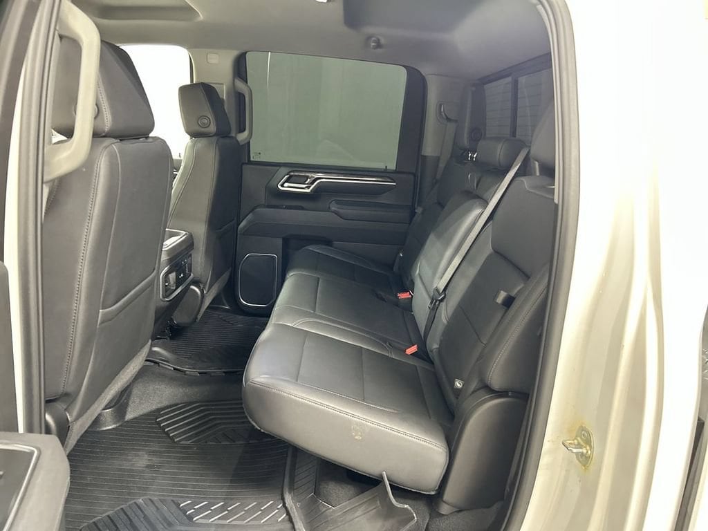 2025 Chevrolet Silverado 2500HD LTZ - Photo 19
